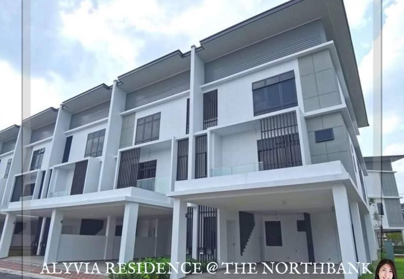 Gated & Guarded Alyvia Residences ( Townhouse)