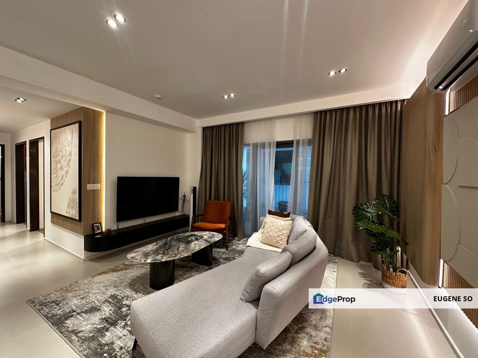 Freehold, Low Dense Condo, Next to LRT Putra Heights , Selangor, Petaling Jaya