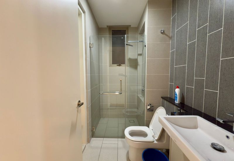 Par 3 Condo & Condo Villa