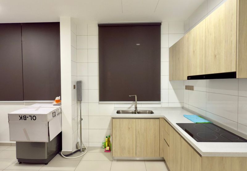 Par 3 Condo & Condo Villa