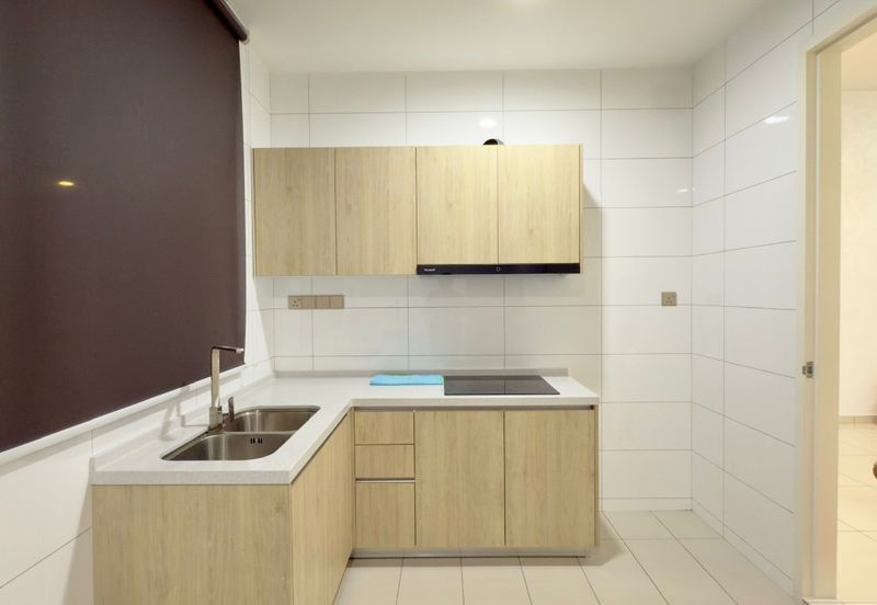 Par 3 Condo & Condo Villa