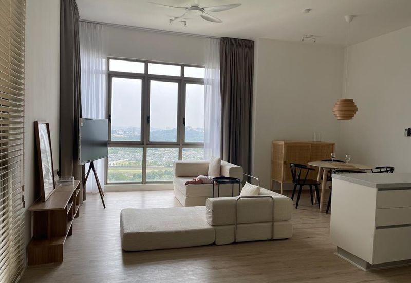 Par 3 Condo & Condo Villa