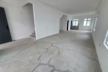 Jalan Perjiranan 11/1