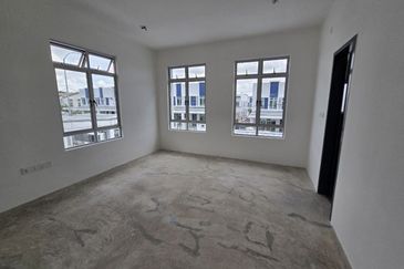 Jalan Perjiranan 11/1