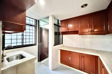 Mewah View Luxurious Apartments