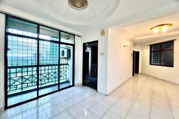 Mewah View Luxurious Apartments