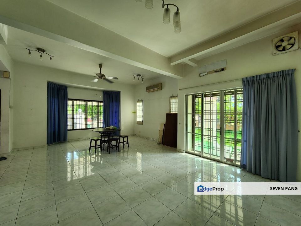 Bandar Seri Alam Double Storey Corner Lot 20ft Land 4 Bed 3 Bath Facing Northhwest, Johor, Masai