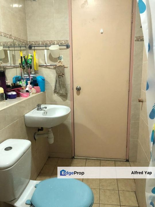 Kelana Mahkota Condo 3+1 Rooms 2 Bathrooms 1 Carpark 1352 Sq Ft , Selangor, Kelana Jaya