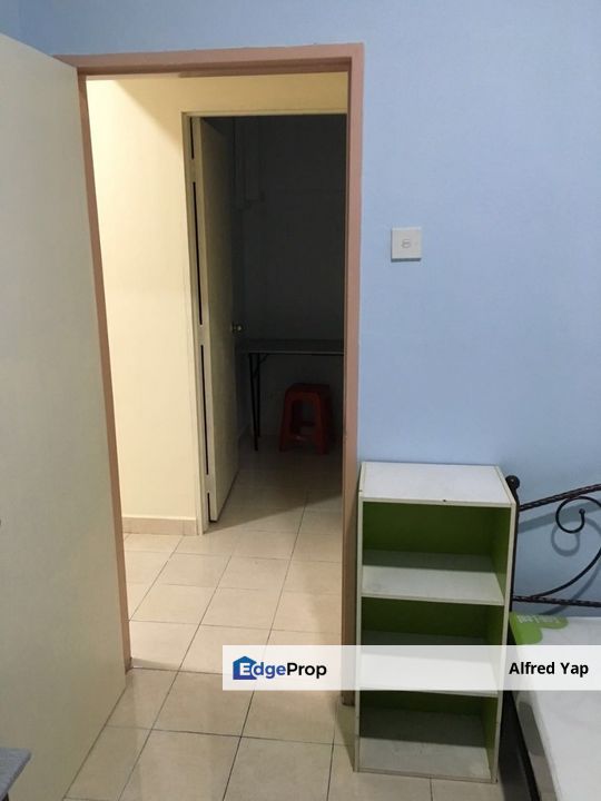 Kelana Mahkota Condo 3+1 Rooms 2 Bathrooms 1 Carpark 1352 Sq Ft , Selangor, Kelana Jaya