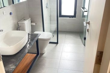 Residensi Solaris Parq