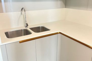 Residensi Solaris Parq