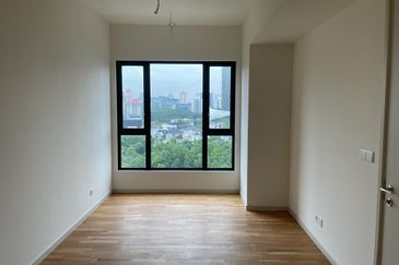 Residensi Solaris Parq