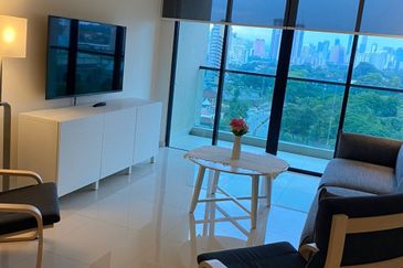 Residensi Solaris Parq