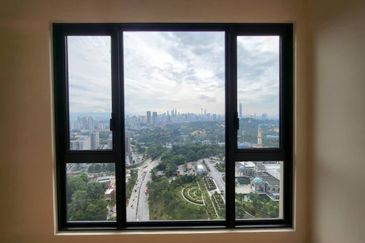 Residensi Solaris Parq