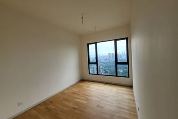 Residensi Solaris Parq