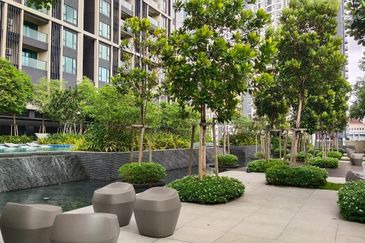 Residensi Solaris Parq