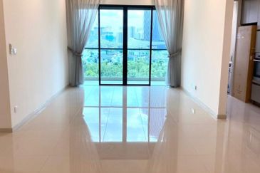 Residensi Solaris Parq