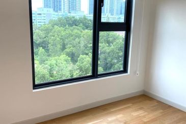 Residensi Solaris Parq