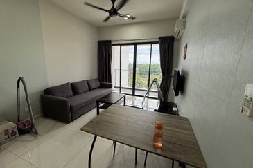 Baypoint @ Country Garden Danga Bay