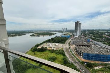 Royal Strand @ Country Garden Danga Bay