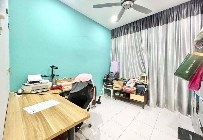 Seri Austin Luxury Apartment