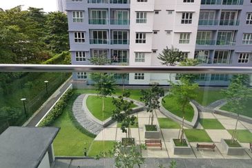 Seasons Luxury Apartments @ Amara Larkin