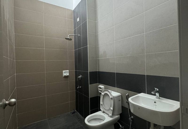 Taman Austin Heights