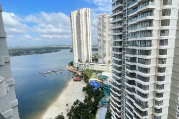 Bay Laurel @ Country Garden Danga Bay