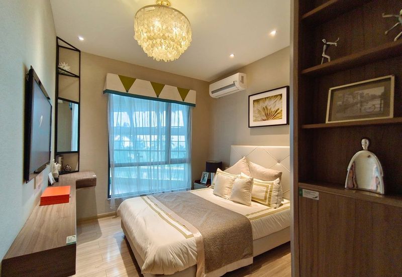 Carnelian Tower Forest City