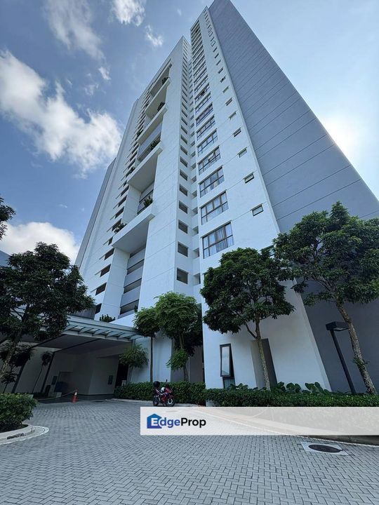 The Water Edge Apartment Fully Renovated Unit For Sale, Johor, Masai
