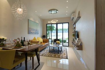 Cerulean Bay @ Forest City