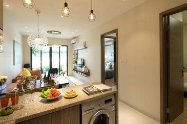 Carnelian Tower Forest City