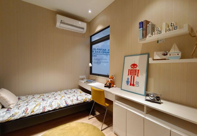 Carnelian Tower Forest City