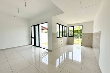 Sunway Citrine Lakehomes