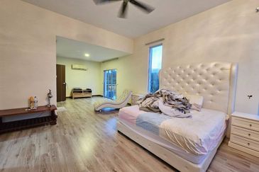 Bina Park Bandar Seri Alam