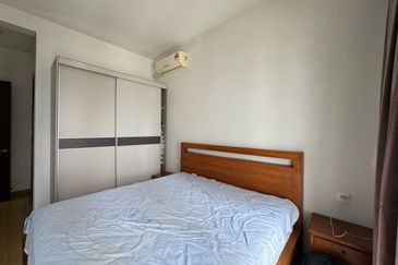 Baypoint @ Country Garden Danga Bay