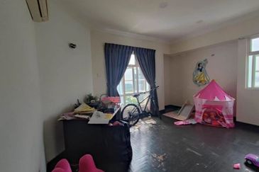 The Straits View, Bandar Baru Permas Jaya