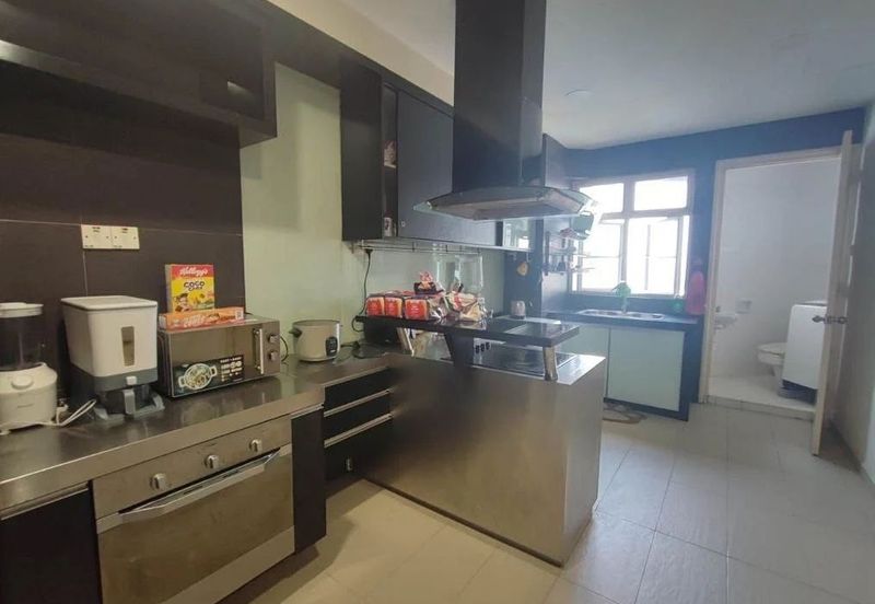 The Straits View, Bandar Baru Permas Jaya