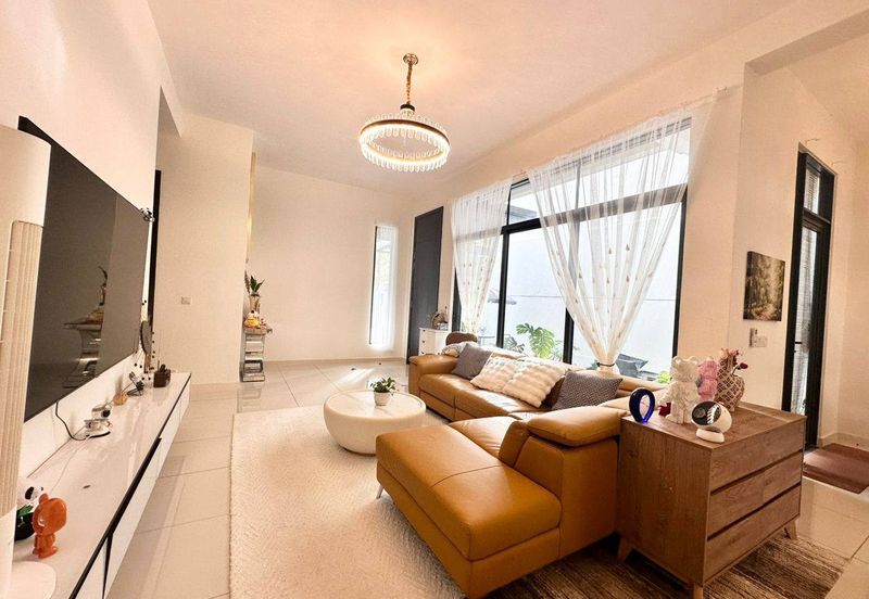 Avira Garden Terraces @ Medini