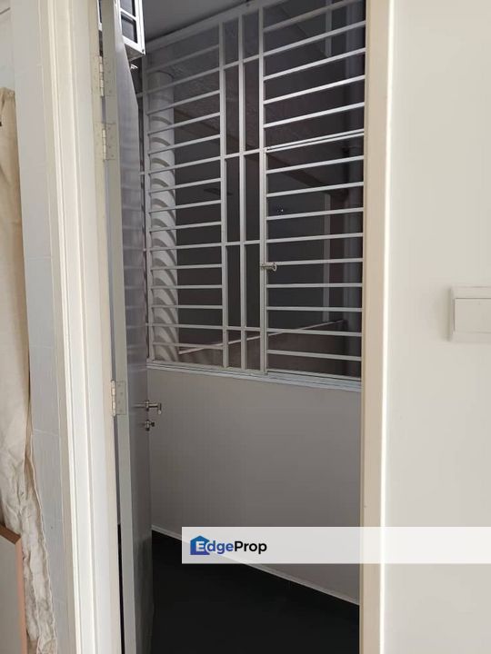 Skysuites @ Meldrum Hills Apartment For Sale, Johor, Johor Bahru