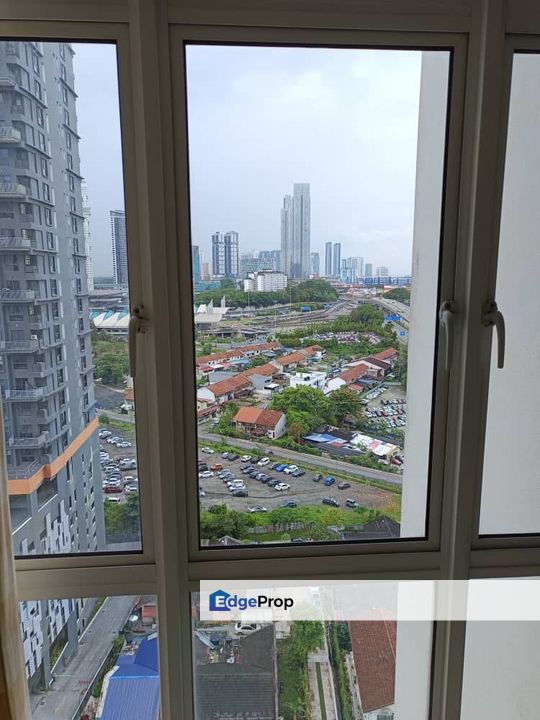 Skysuites @ Meldrum Hills Apartment For Sale, Johor, Johor Bahru