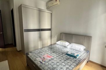 Baypoint @ Country Garden Danga Bay