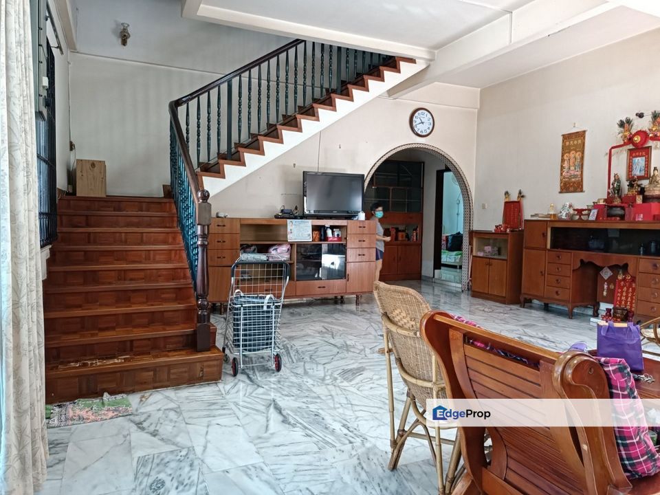 Ulu Tiram Classic Bungalow For Sale, Johor, Ulu Tiram