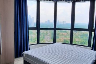 The M @ Medini Macrolink