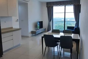 The M @ Medini Macrolink