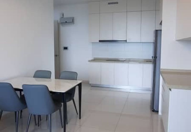 The M @ Medini Macrolink