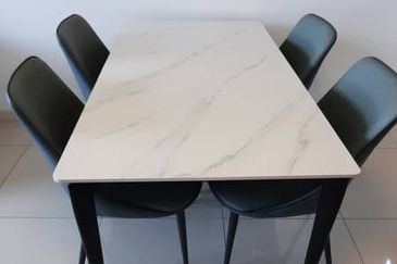 The M @ Medini Macrolink