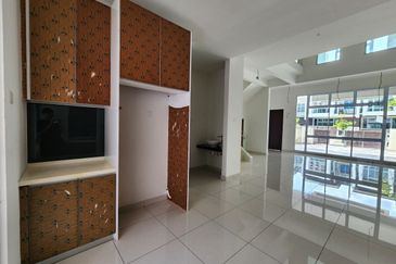 Emerald Residenz @ Bandar Seri Alam
