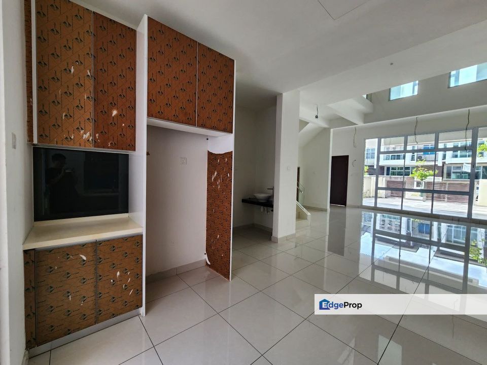 Bandar Seri Alam @ Emerald Residenz 2 Storey Terrace For Sale, Johor, Masai