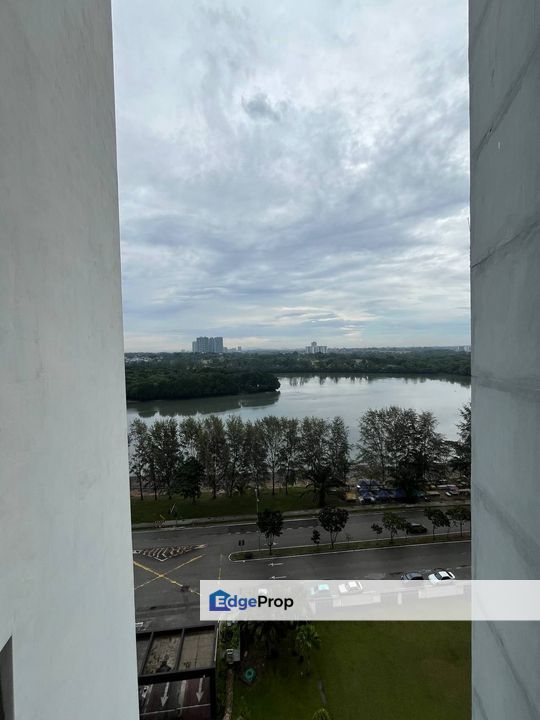 Botanika @ Bayu Puteri River View Unit For Sale, Johor, Johor Bahru